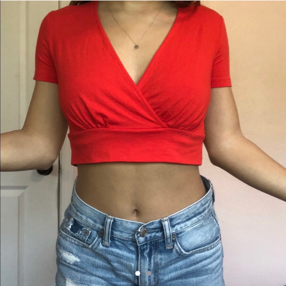 Crop top